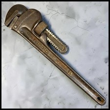Vintage 1950s RIDGID 14 Heavy Duty Cast Iron Pipe Wrench Ridge Tool Elyria Ohio picture