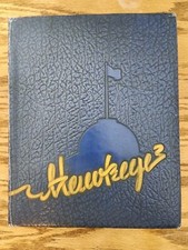 1946 University of Iowa - Hawkeyes Yearbook picture