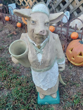 Mrs Buttercup Pig Garden Statue 22