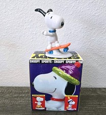 1997 Flambro Peanuts UFS Snoopy Sports Snoopy Skateboarding Ceramic Figurine NOS picture