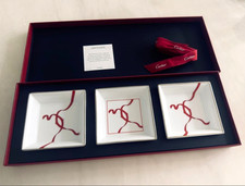 CARTIER Entrelacés de Cartier Small Trinket Trays porcelain Set of 3 Novelty NEW picture