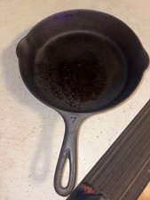 Vintage Griswold cast iron skillet 7 picture
