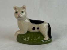 WM13a - Wade Whimsie New Mold Cats -Black Spotted Cat picture