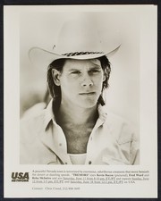 1990s Kevin Bacon Tremors USA Network Hollywood 8x10 Press Photograph picture