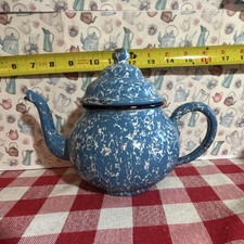 Vintage Enamelware Granite Tea Pot Blue and White Swirl with Top.quart Size picture