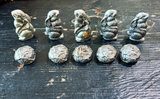 Vintage Rabbit & Cabbage Tic Tac Toe Game Pieces Set of 10 Pewter Style Metal picture