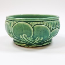 Vintage Weller Pottery Orris Ware Cabinet Bowl Lily Pads Glossy Green 5.5in picture