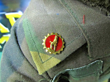 GENUINE U.S. ARMY LAPEL PIN: ACTIVE DUTY MINUTE MAN picture