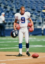 New York Giants punter Brad Maynard picks up footballs on the fiel- Old Photo picture