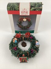Hallmark Ornament Little Frosty Friends Memory Wreath with 4 Miniature Lot 1990 picture