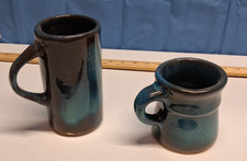 (Set of 2) Vintage 1970 Harding Black Coffee Mugs SIGNED picture