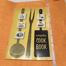 Vintage 1964 Metropolitan Life Insurance Company Metropolitan Cookbook Recipes picture