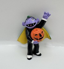 Vintage Halloween 90's Sesame Street The Count Holding JOL Applause PVC Figure picture
