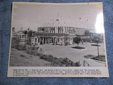 8x10 PHOTO RINGLING BROS AND BARNUM & BAILEY CIRCUS WORLD IN BARNUM CITY, FL picture