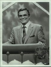 1985 Press Photo Peter Marshall in 