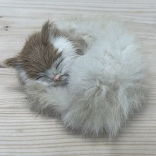 Vtg Sleeping Kitten Cat Rabbit Fur Figurine Made in China White Beige Decor 5