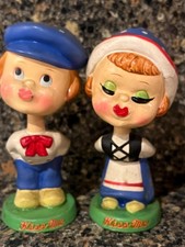Vintage 1950s Dutch Boy & Girl Magnetic Kissing Bobbleheads picture