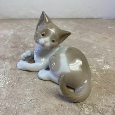 Lladro 5114 Surprised Cat White and Brown Retired Daisa 1981 Made In Spain picture