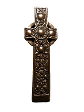 St. Martin's Cross, Isle of Iona, Wild Goose Studio picture