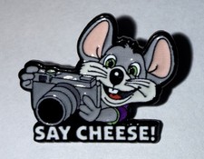 Chuck E Cheese Enamel Lapel Employee Pin - SAY CHEESE picture