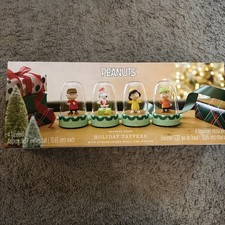 HALLMARK PEANUTS GANG HOLIDAY TAPPERS W/SYNCHRONIZED MUSIC & MOTION 4 FIGURES picture