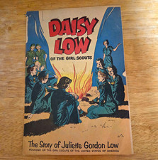 Daisy Low of the Girl Scouts: The Story of Juliette Gordon Low Comic 1961 (3) picture