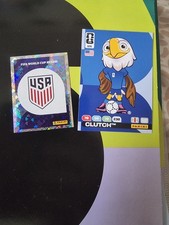 Panini Adrenalyn XL FIFA World Cup 2026 - USA Team Crest (Holo) + Mascot Clutch picture