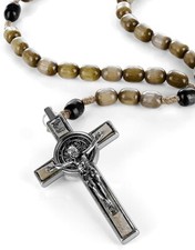 Rosario Italiano Bendecido Por El Papa Francisco Vaticano Roma Medalla Del Santo picture