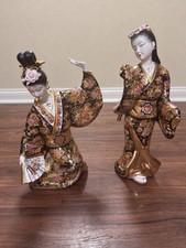 Beautiful matching pair of vintage Satsuma-style porcelain Japanese lady picture