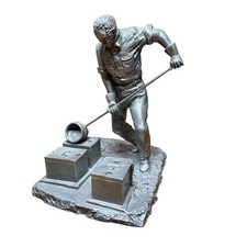 The Foundry Worker 1978 Ron Hinote Fine Pewter Figurine  Franklin Mint picture