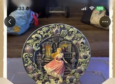3 D Cinderalla plate Franklin mint picture