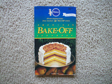Pillsbury Bake-Off Recipe Booklet, 1984~ recipes from 31st Bake-Off, 110 pages picture