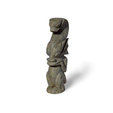 A Big and Heavy Jade Statue picture
