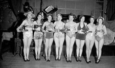 Waitresses at the Nut Club New York Old Photo picture