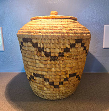 Vintage Tohono O'odham Papago Native American Coiled basket W/Lid - Olla Jar picture