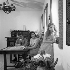 Two parents disapproving their daughters love story She feels misu- Old Photo picture