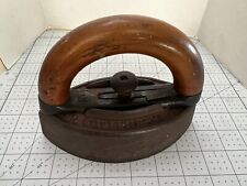 THE A.C. WILLIAMS CO Sad Iron Wooden Removable WOODEN Handle Antique Cast Iron picture