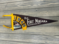Vintage Old Fort Niagara 1968 Commemorative Pennant Youngstown NY Blockhouse picture