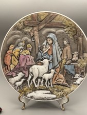 Fenton 1981 Florentine Brown Nativity Plate HandPainted Signed W Hang Tag &Stand picture