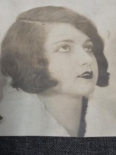 Vintage 1920s 1930s Glamour Woman Portrait Photo Bobbed Hair Art Deco 5x5 picture