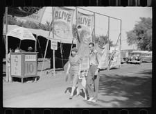 Photo:Marshalltown Iowa 1939 Central Iowa 4-H Club Fair Midway Show Alive picture