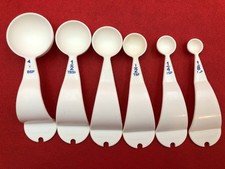 Vintage Tupperware White Measuring Spoons Set Nesting 3484A to 3489A  Set of 6 picture