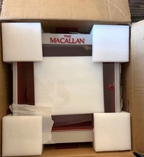 ((Super Rare)) ( THE MACALLAN )  EXCLUSIVE BOX WITH KEY. NEW IN BOX picture