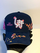 Gorra. De muy buena calidad  azul  ajustable picture