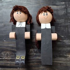 PAIR Wooden Folk Art Pilgrims - Yarn Hair, Thanksgiving picture