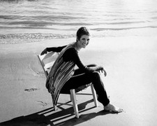 British singer Julie Driscoll smiling a chair by seashore 1960s Old Photo picture