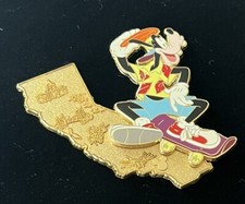 Disney Shopping Goofy Skateboard California LE 250 Golden State Pin 2009 Rare picture