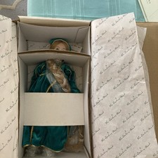 *VINTAGE* Danbury Mint Rapunzel Porcelain Doll With Box And Stand picture