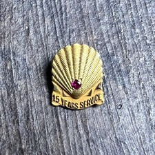 Vintage 10K Gold Shell Oil 15 Year Service Award Brooch Charm Ruby 1972 LE 2.4g picture