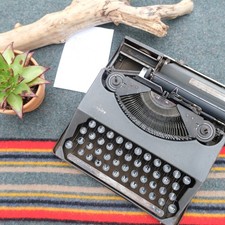 [RARE COLLECTOR] Antique 1936 The Baby Empire Portable Field Typewriter SN#1278 picture